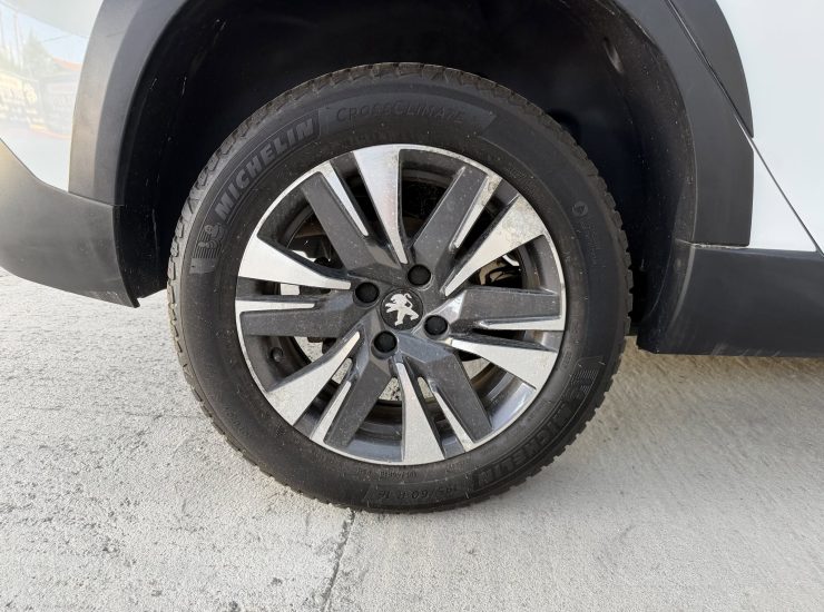 PEUGEOT 2008 Allure - 1.5 HDI (100KS) - 2019